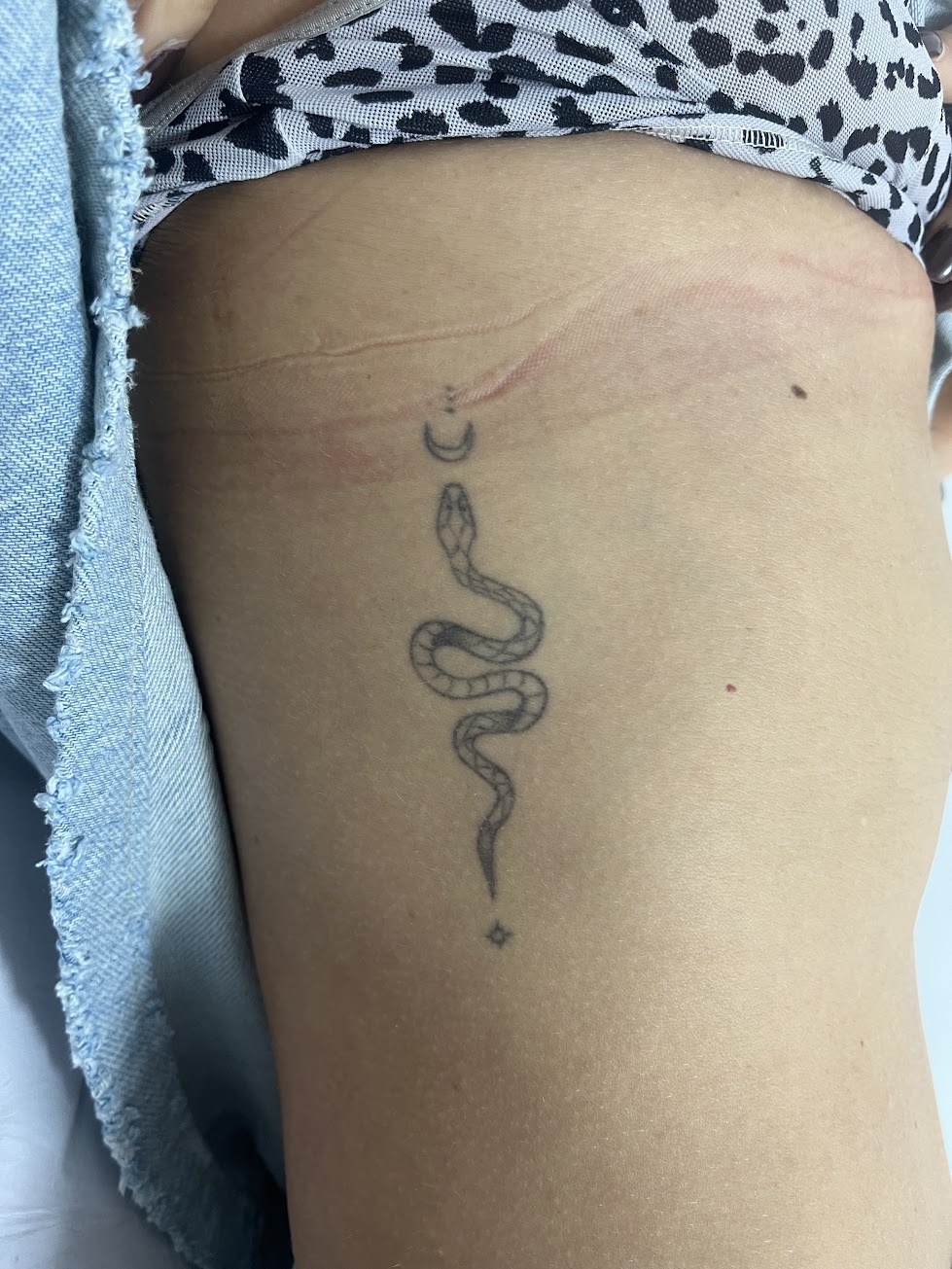Avant — Serpent et lune flanc